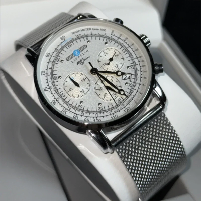 Running Watch - 新作、カジュアル、高級感、ゼッペリン、トリプルダイヤル、秒針表示、多機能、ビジネス、レジャー、クォーツ、メンズ腕時計