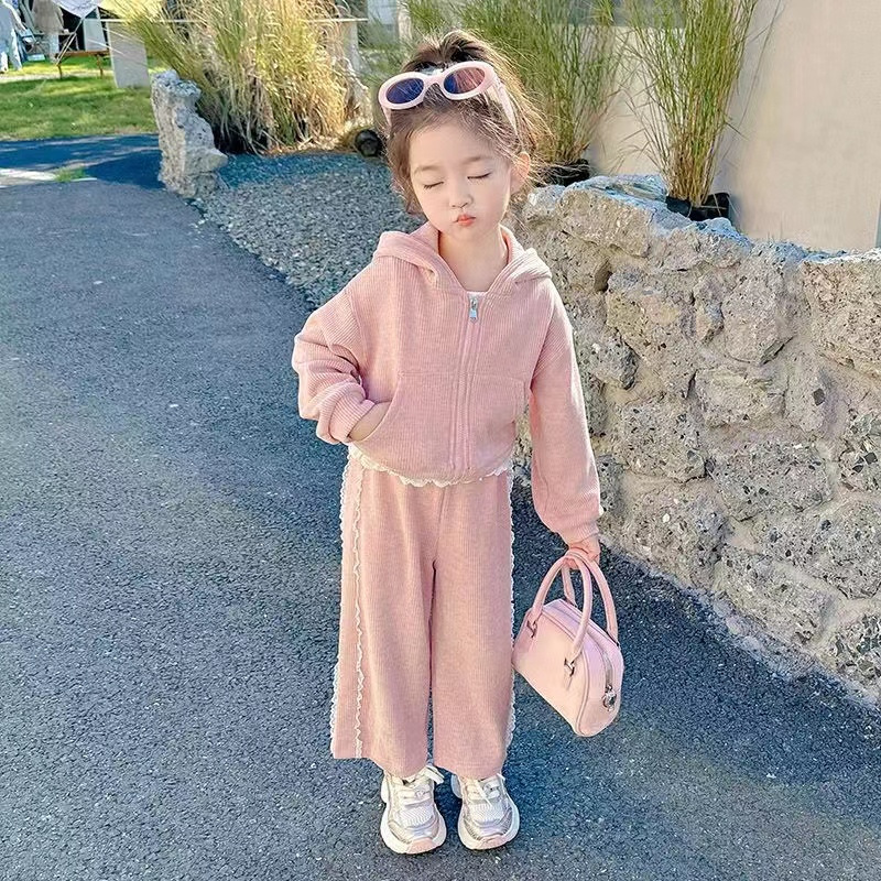 Running Gear Kids - 女の子向け、2025年新作、春・秋用、おしゃれで動きやすく快適な、ピンクの2点セット。