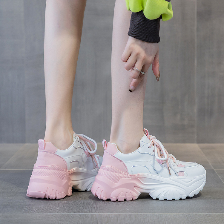 女性スニーカー 2026 新ファッションカジュアルスポーツシ - Running Shoes Women のレビューと価格